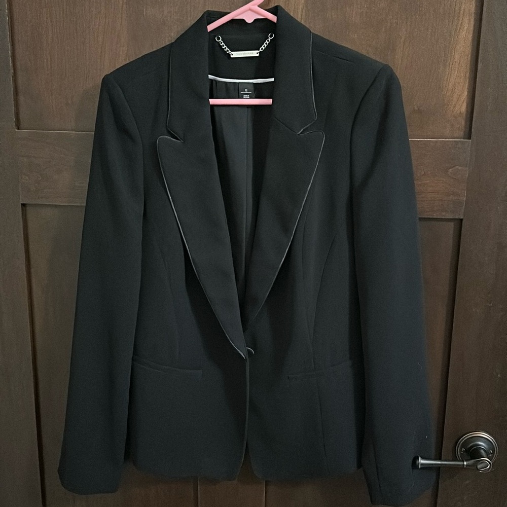 White House black market black blazer size 12